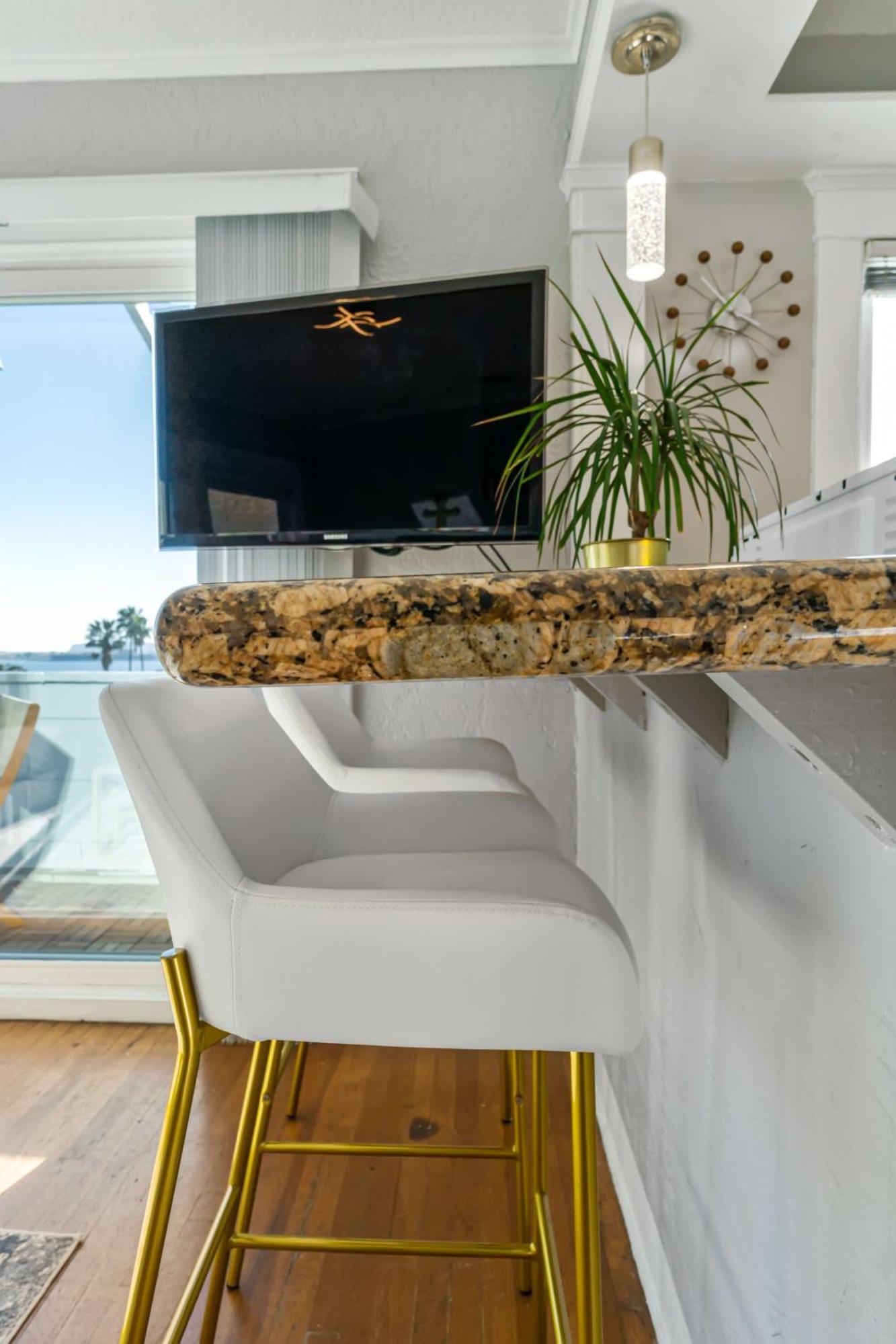 Апартаменты Bankers Hill Hideaway With Ac Views And Parking Сан-Диего Экстерьер фото